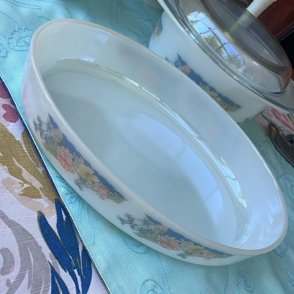 Vintage Arcuisine France milk glass dish with No lid